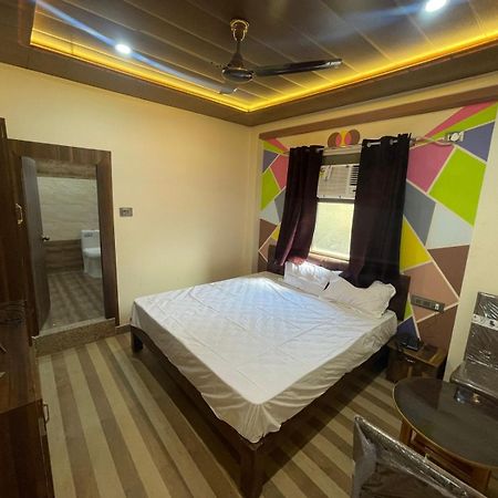 Himalaya Inn Guest House พาราณสี ภายนอก รูปภาพ