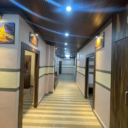 Himalaya Inn Guest House พาราณสี ภายนอก รูปภาพ