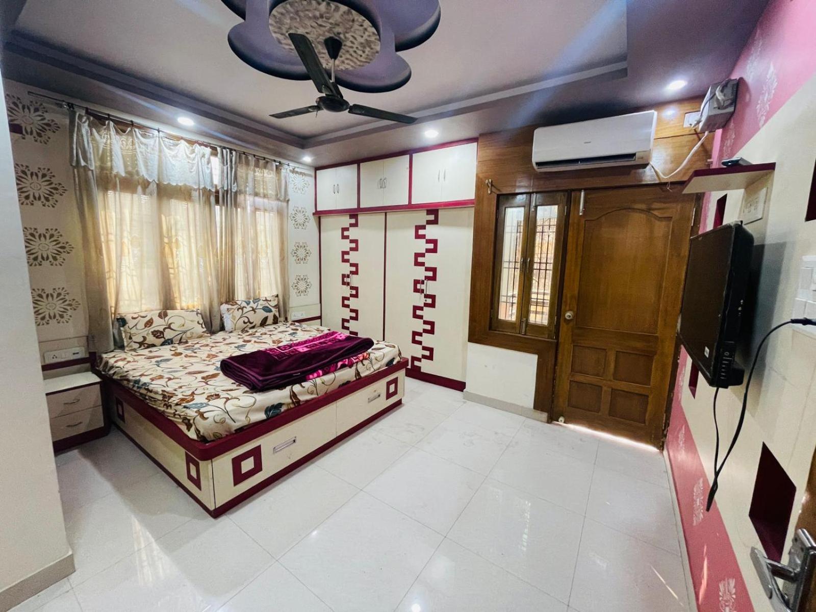 Himalaya Inn Guest House พาราณสี ภายนอก รูปภาพ